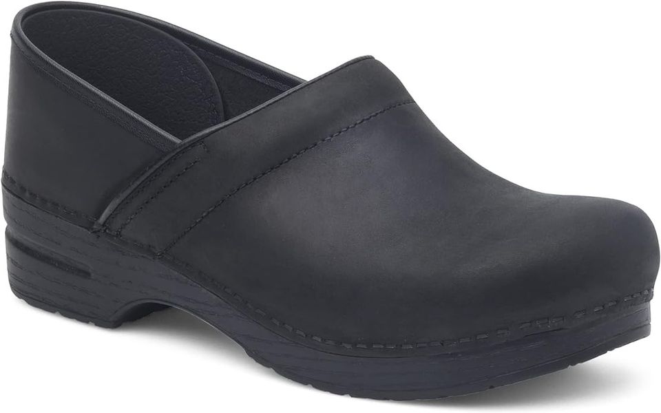 Travel & Lifestyle: The Most Supportive Clogs, According To Podiatrists u-s-news.com/travel-lifesty…