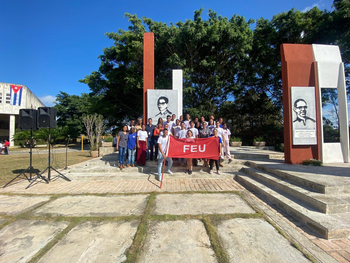 ❤🌱 Emotivo Acto en Homenaje a Fructuoso Rodríguez Pérez en el aniversario 91 de su natalicio ✊🏼🇨🇺

Manifestamos además nuestra solidaridad con los estudiantes norteamericanos y el reclamo de paz para Palestina 🇵🇸

#FEU_UNAH #AquíEstoyYo #SomosFEU #SomosUnahCuba #PalestinaLibre