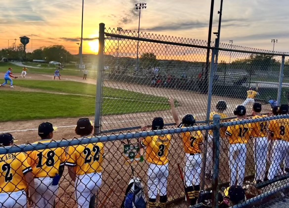 Alexa, throw on "We Are The Champions"

14U Gold finished the job in the Flippin Bats and Hittin Jacks tournament this weekend! 

1st Place, don't stop now boys!