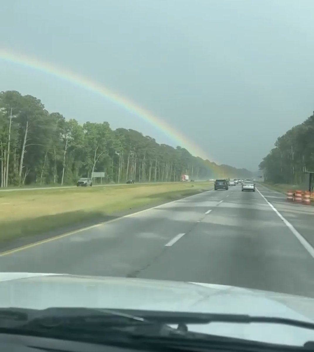 A viewer saw a nice rainbow on I-26 yesterday while coming back from Columbia. Matter of fact, she tells me that there were three at one point. This is cool and thank you for sending! 🌈 📸: Elizabeth Lundquist