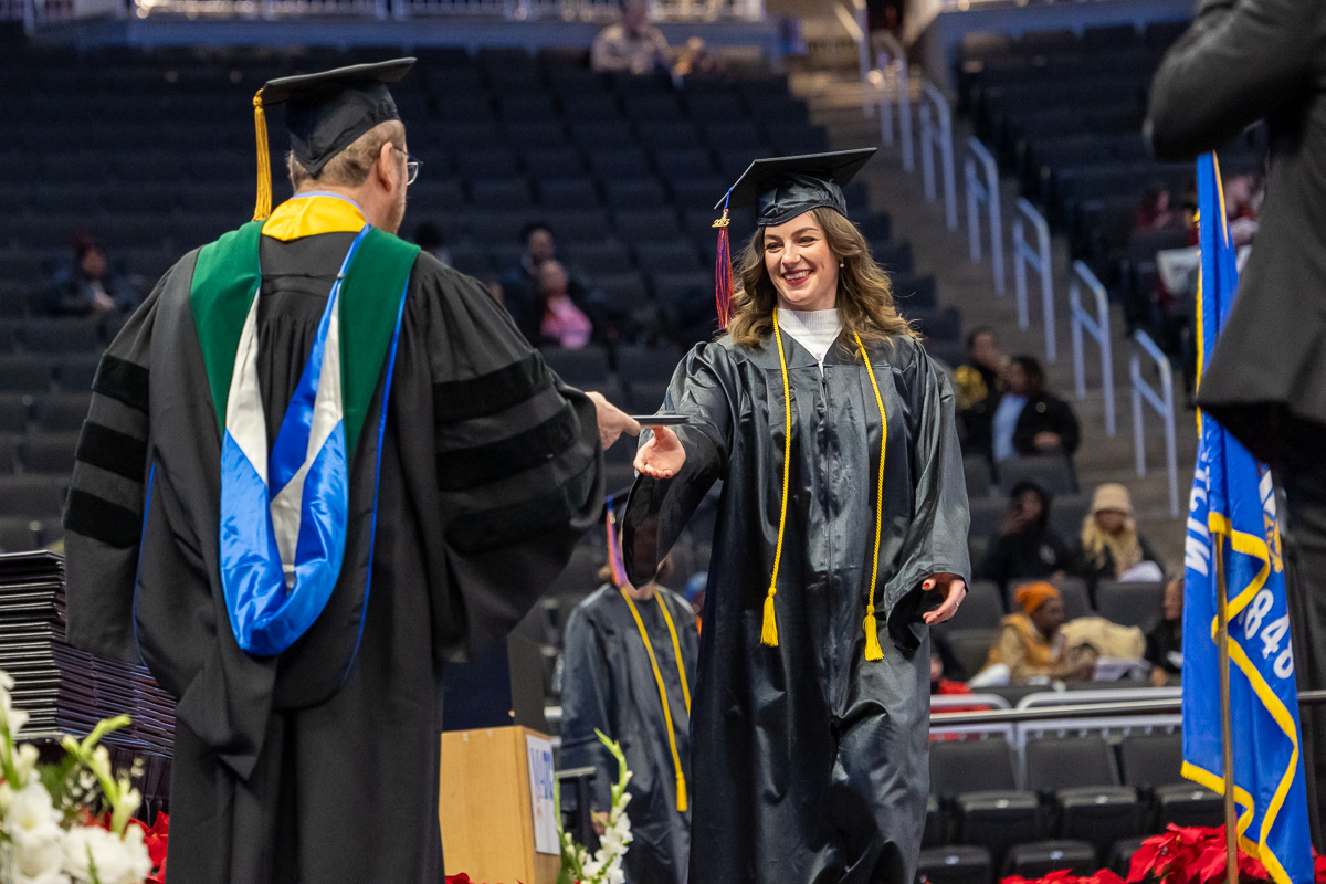 🚨 SPRING COMMENCEMENT ANNOUCEMENT 🚨 MATC's Spring 2024 Commencement will take place Sunday, May 19 at Fiserv Forum! More information: matc.edu/admissions-reg…