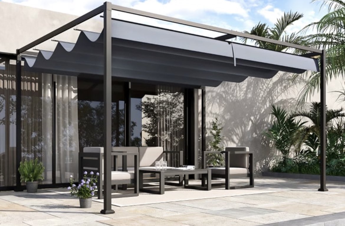 This retractable pergola is just £139 and will make your garden so much more usable! It’ll offer shade from the bright sun, a cooler area to eat and shelter from light rain. Well worth looking into 👀! Check it out here ➡️ awin1.com/cread.php?awin…
