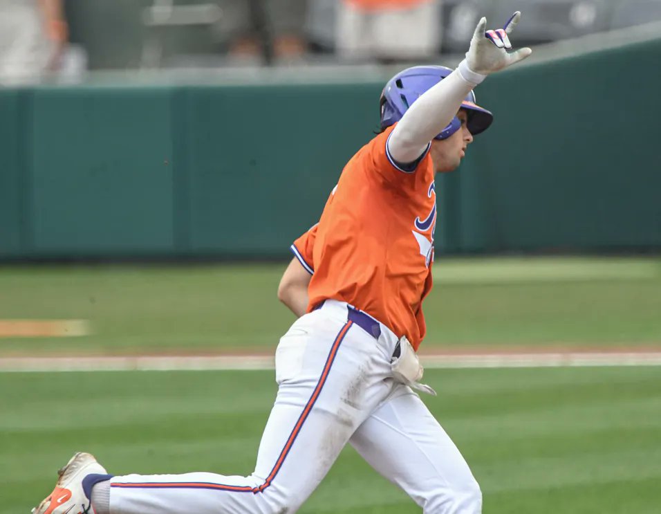 Scott Keepfer (@scottkeepfer) on Twitter photo The Wright stuff: <a href="/ClemsonBaseball/">Clemson Baseball</a>'s Blake Wright named ACC Player of the Week after teeing off on Georgia Tech over the weekend.
He hit .545 with 3 HRs, a double and 11 RBIs in 3 games vs. the Yellow Jackets. The Wright stuff: <a href="/ClemsonBaseball/">Clemson Baseball</a>'s Blake Wright named ACC Player of the Week after teeing off on Georgia Tech over the weekend.
He hit .545 with 3 HRs, a double and 11 RBIs in 3 games vs. the Yellow Jackets.