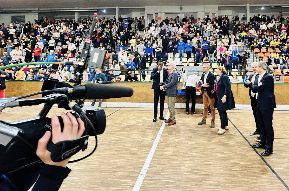 Chantal BOULOUX (@chantal_bouloux) on Twitter photo #Sport | Un week-end haut en couleurs à l’occasion des finales de Coupe de France de Rink-Hochey, reçues sur le territoire !
Sincères félicitations à notre équipe masculine <a href="/HCDINANQUEVERT/">HC DINAN QUEVERT</a> pour cette victoire 👏🏻 #Sport | Un week-end haut en couleurs à l’occasion des finales de Coupe de France de Rink-Hochey, reçues sur le territoire !
Sincères félicitations à notre équipe masculine <a href="/HCDINANQUEVERT/">HC DINAN QUEVERT</a> pour cette victoire 👏🏻