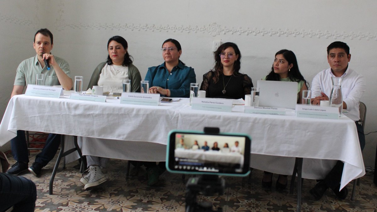 Ya estamos #EnVivo en el foro 'Hacer frente a la tortura en México, el rol de la sociedad civil' sigue la transmisión aquí 🎧👇 facebook.com/CEPAD.GDL/vide…
