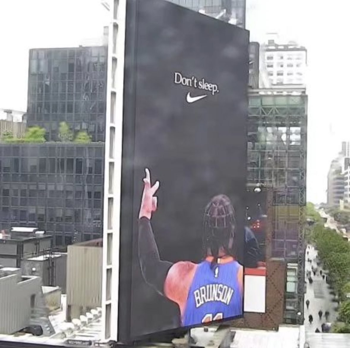 Nike just put up a Jalen Brunson billboard on 34th & 7th🔥 (via @KnicksFanTv)