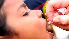Más de 9800 niños de #SanctiSpíritusEnMarcha recibieron la primera dosis de vacuna Antipolio correspondiente a la primera etapa de la 63 Campaña Antipoliomielítica oral @DeivyPrezMartn1
 #CubaViveEnSuHistoria @DirecSaludSsp
 #CubaPorLaVida @AlexisLorente74
 @FeansiscoQ