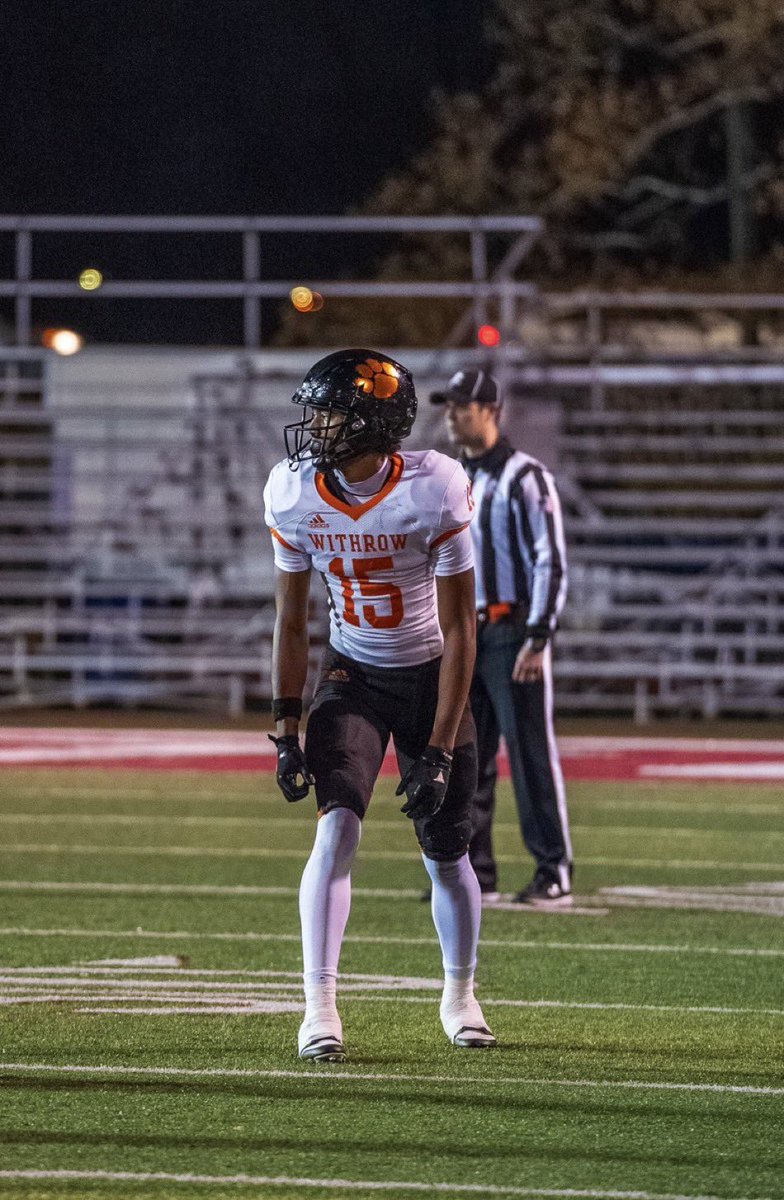 2026 five-star Ohio State commit wide receiver Chris Henry Jr. remains locked in with the Buckeyes despite a push from some top programs according to Tom Loy.