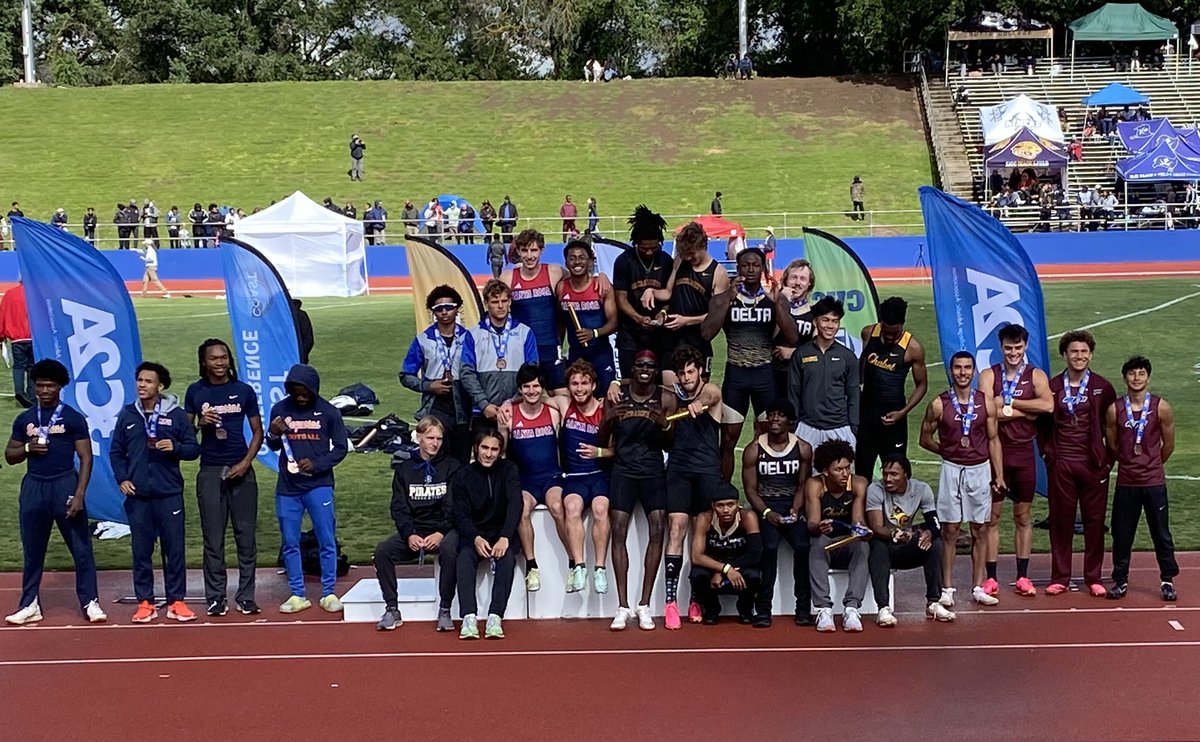 2024 3C2A Northern California Championships. SRJC Men 4x100m Relay winning 🥈punching their ticket to the 2024 3C2A State Championships. 
#GoBearCubs🐻🔵🔴