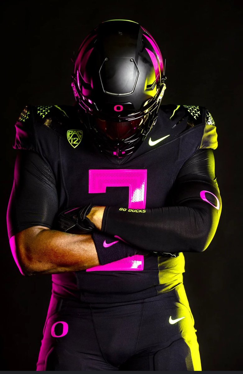Blessed to Receive another offer from the University of Oregon #AGTG @CoachTuioti92 @coachvpaschal @EarlGill10