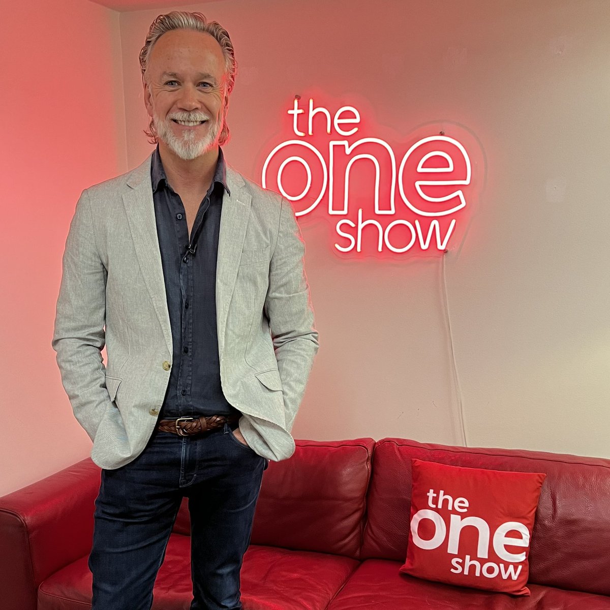 We’re serving up a treat on #TheOneShow this evening! 🍽️   Top chef @marcuswareing will be on the sofa talking about his new series, #SimplyProvence 🧑‍🍳   We’re live at 7pm 👉 bbc.in/3UOlIKa