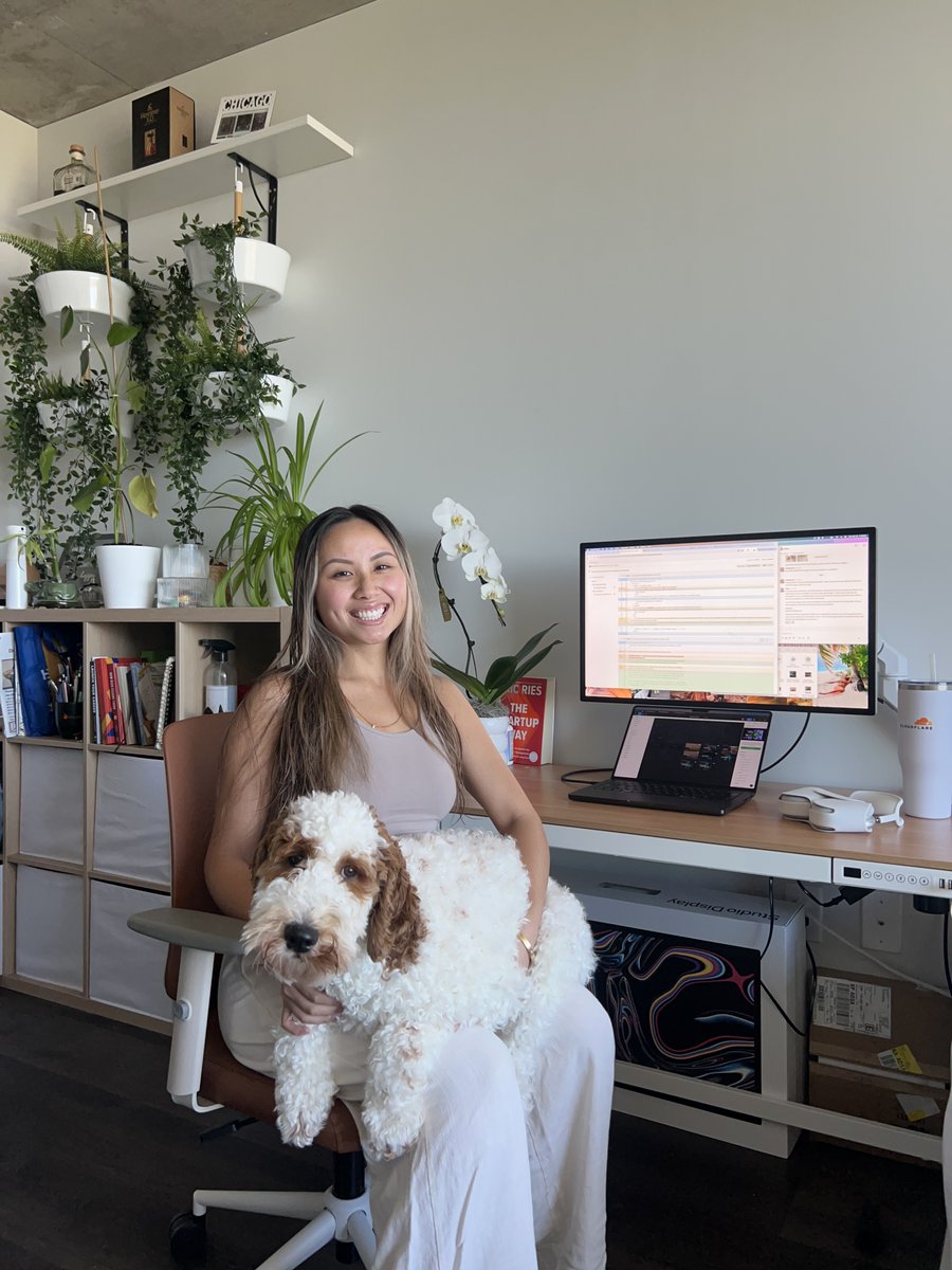 It's been so hard for me to keep this secret...

About 3 months ago, I shared that my team and I were laid off and the tech twitter community was SO supportive in resharing my tweet, flooding my dm's of job opportunities and even setting up interviews. 
I spent the following week