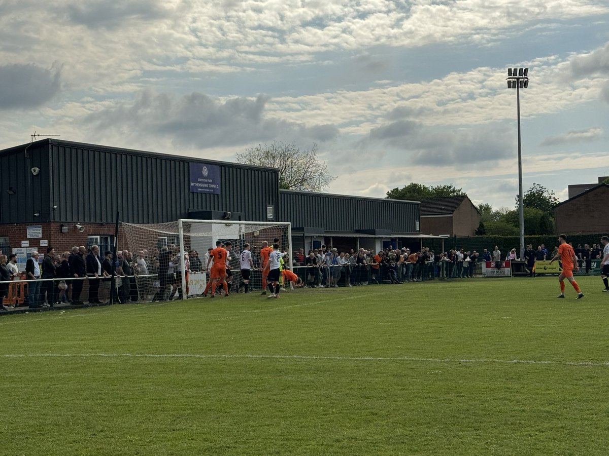 Off to Wythenshawe today

NWCFL Edward Case Cup Final
Ericstan Park - North West Counties Premier Division Table

⚪️ Bacup Borough 2 - 1 Euxton Villa 🟠 (HT1-0)
729 attendance
@BacupBoro 
#Nonleague #Cup #Groundhopping #England #Bacup #Euxton #Peldroed #Football #voetbal #futbol