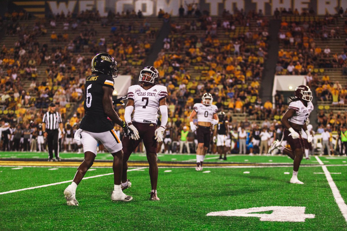 M&G Collective (@golden_nil_) on Twitter photo The #GoldenEra has begun !
We’d like to welcome Chris Mills to the M&G Collective family !
<a href="/ChrisMills_17/">Chris Mills II</a> #GoldenAthlete
#TakeBackTexas #EatEmUp The #GoldenEra has begun !
We’d like to welcome Chris Mills to the M&G Collective family !
<a href="/ChrisMills_17/">Chris Mills II</a> #GoldenAthlete
#TakeBackTexas #EatEmUp