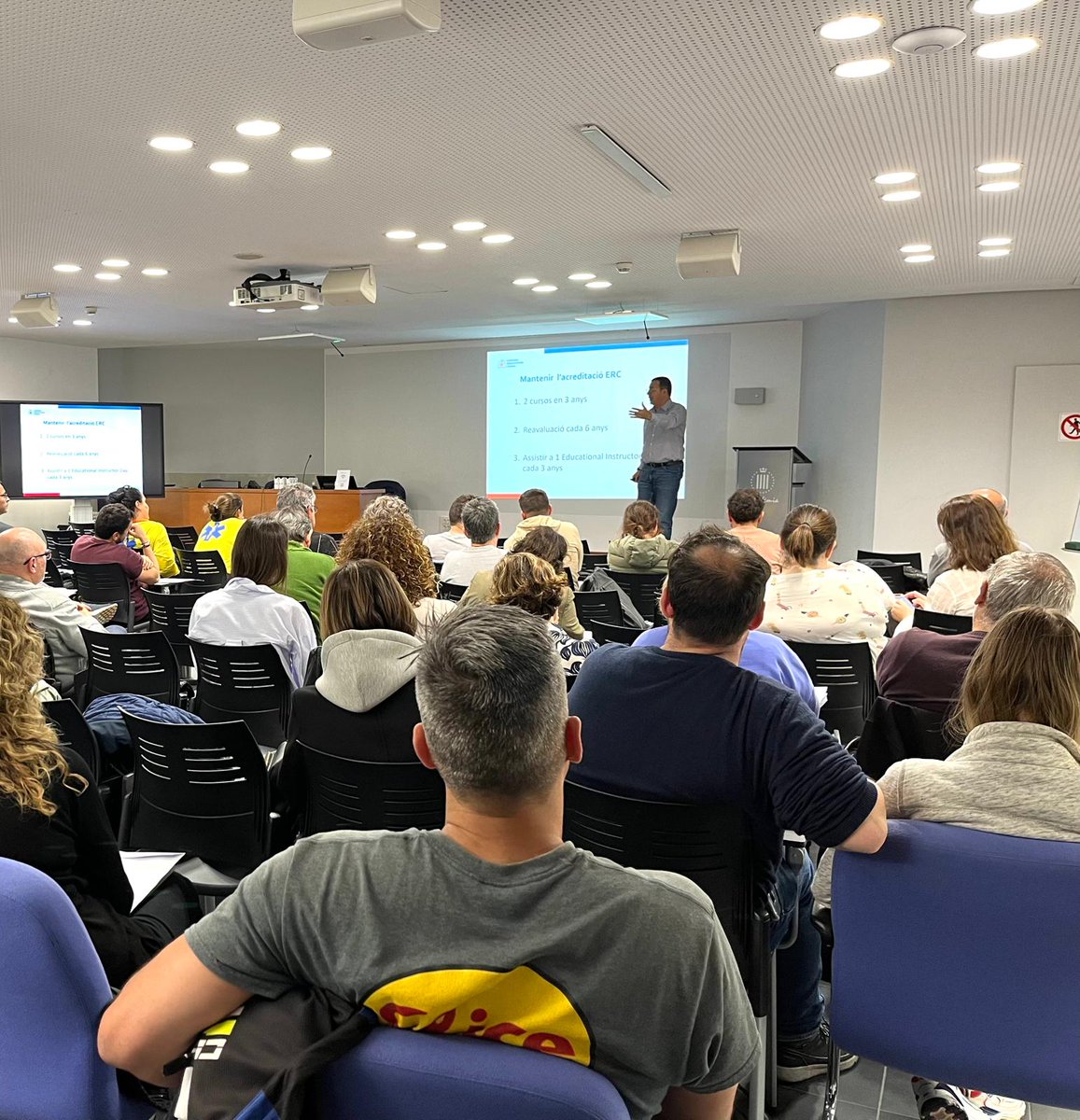 297 instructors i instructores han participat avui en les diferents sessions del Dia de l’Instructor (EID) del CCR.
Aquesta formació és un dels requisits per mantenir vigent el certificat d’instructor.
La propera jornada EID organitzada pel CCR serà el 17-05 (inscripció prèvia).
