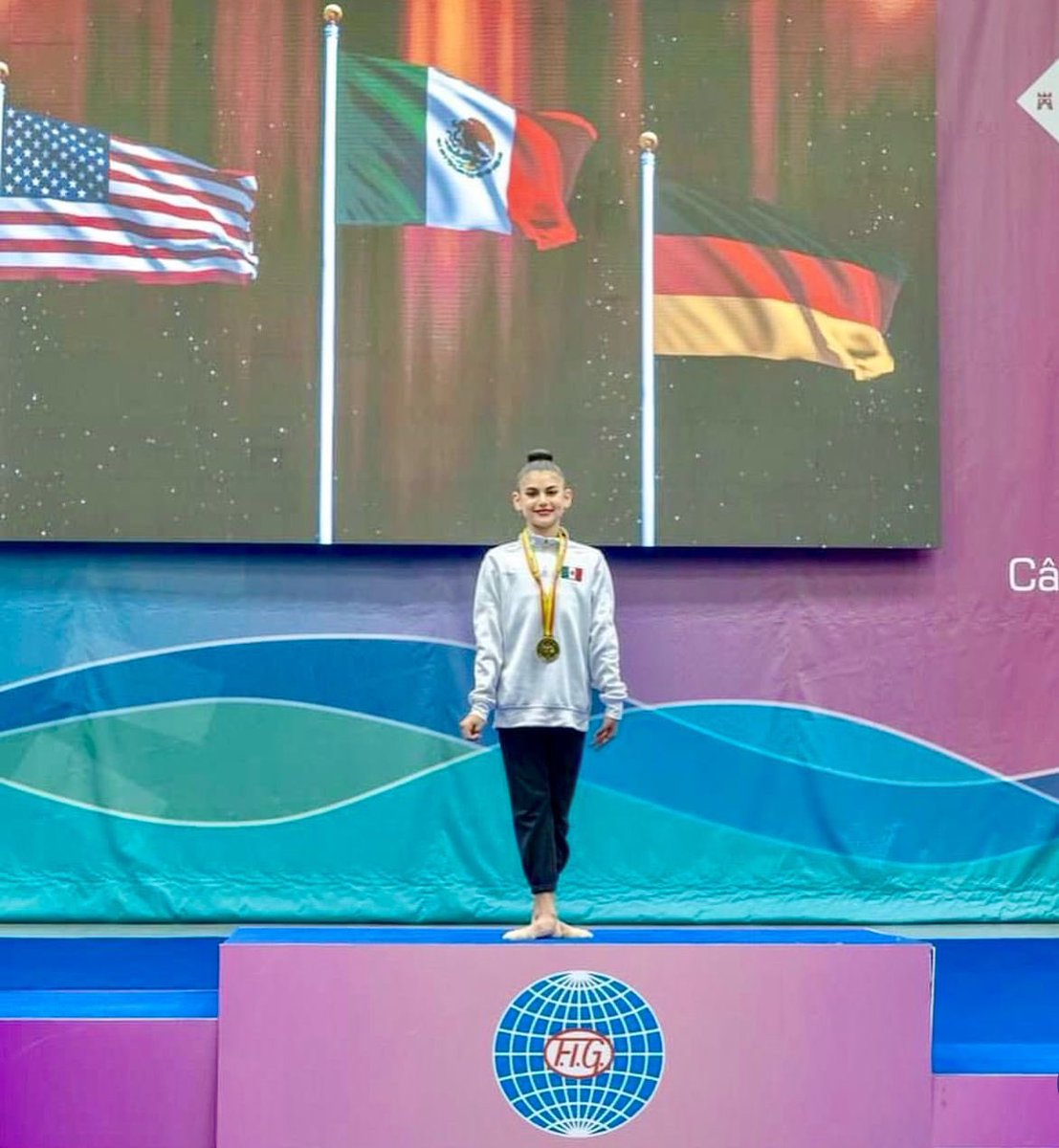conadeoficial's tweet image. Ana Abraham logra tres medallas en Torneo Internacional de Gimnasia Rítmica en Portugal

La atleta juvenil, 🤸 que mantiene su concentración en el #CNAR, subió al podio en All Around, pelota y listón en el certamen de Portimão. 

👉 lc.cx/IRxqiF