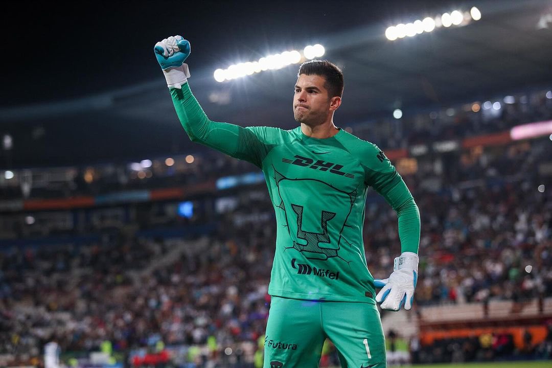 🔥 #GIVEAWAY AURIAZUL 🔥

¡GANA UN PASE DOBLE para ver a nuestros Pumas en los cuartos de final! 🏟️
 
1⃣ Sigue a <a href="/calientesports/">Caliente Sports</a> y a 🆖
2⃣ Dale 🔁 y ❤️a este tuit
3️⃣ Comenta con tu MVP para esta liguilla y el hashtag #MásAcciónMásDiversión 🔥

¡Se regalará UN pase doble! 🎟️🎟️