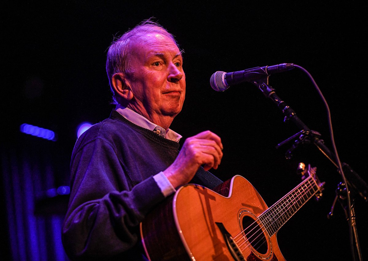 Live Review: #Folk legend @alstewartinfo shined through experience and skill at The Birchmere w/ openers @theemptypockets on May 2. parklifedc.com/2024/05/06/liv…