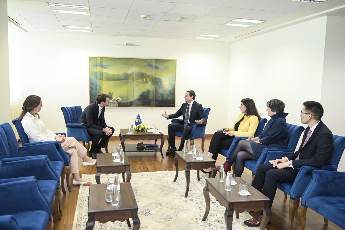 A pleasure to meet w/ the Executive Director of the Tony Blair Institute for Global Change @ryan_wain. We discussed the ways 🇽🇰's democracy has grown, the social justice & intl solidarity values guiding us & ways to collaborate like using the power of technology for the people.