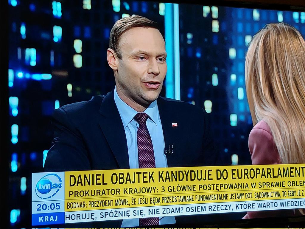 Ależ on robi dzisiaj słodkie minki 🙈🤭