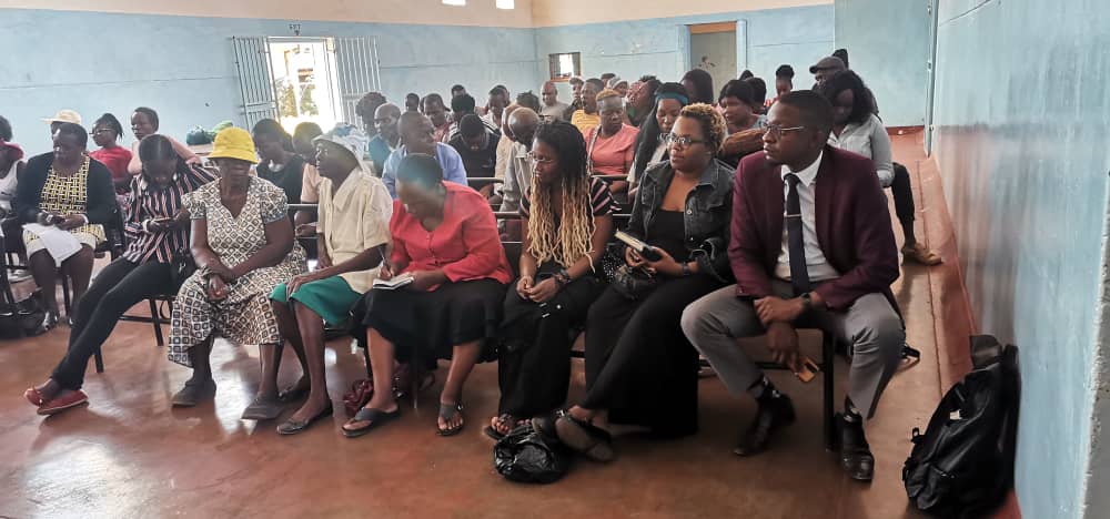 #10thParliament #DeathPenaltyBill Today,residents in Kadoma came out in their numbers to add their views to the current Public Hearings on the Death Penalty Abolition Bill [H. B. 5,2023], Administration of Estates Amendment Bill [H. B. 3,2024] & Criminal Laws Amendment…