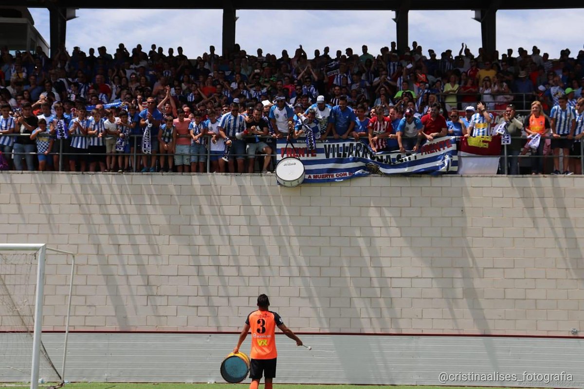 Por los que estuvieron…
Por los que están…
Por los que nunca se bajan de este barco…
