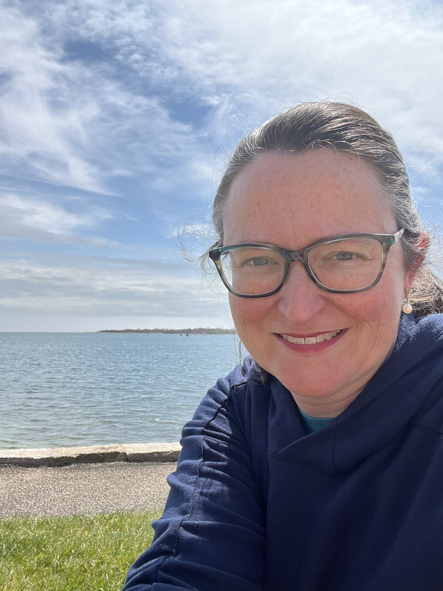 CarolynLCummins's tweet photo. Arrived to beautiful weather in Wood’s Hole to give annual #NuclearReceptor lecture to the talented @FIRbees!! #MBL #FrontiersInReproduction https://t.co/TZEi2aVxeN
