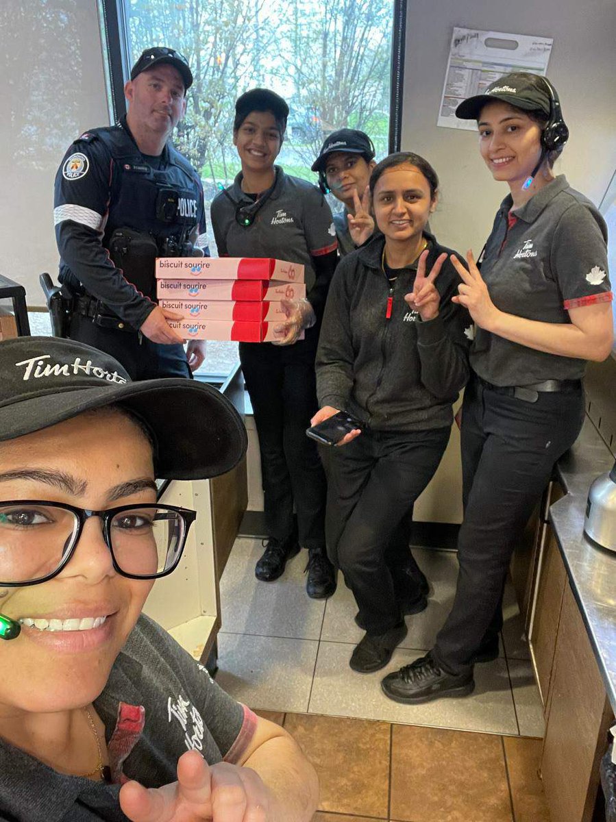 23 Division Jamestown/Mount Olive/Silverstone NCO’s doing their part in support of @TimHortons Smile 😊 Cookie Campaign !!! @TPS23Div @TPAca @TPS_CPEU #support #community #torontopolice #tpsnco #engagement