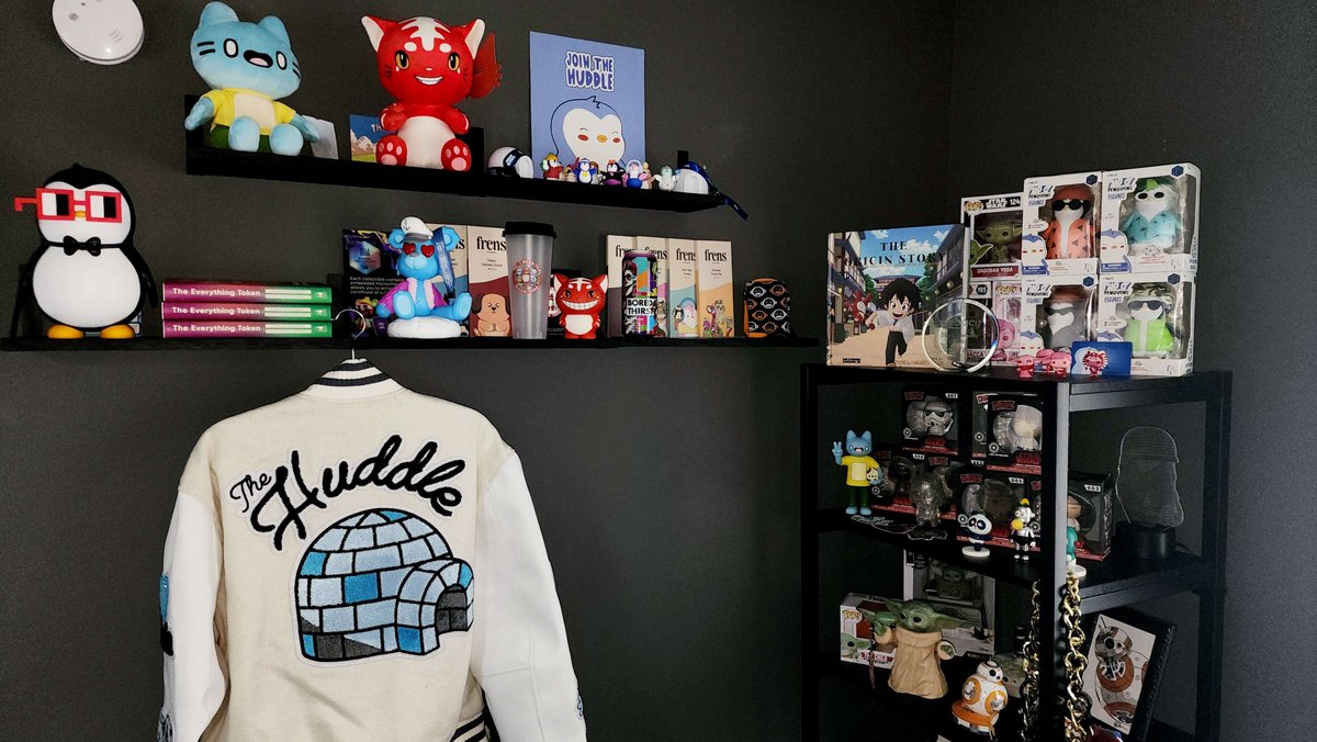 Joey Vowels (@joeyvowels) on Twitter photo Who's got a better background than your boy?!
Shoutout <a href="/pudgypenguins/">Pudgy Penguins</a> <a href="/KitaroStudios/">Kitaro World</a> <a href="/killabearsnft/">KILLABEARS 🐻</a> <a href="/frenschocolates/">frens</a> <a href="/coolcats/">Cool Cats</a> <a href="/mywebacy/">Webacy</a> <a href="/OnChainMonkey/">OnChainMonkey®</a> <a href="/BoredBrewingCo/">The Bored Brewing Company</a> and <a href="/starwars/">Star Wars</a>!
Post your display/collection/background below. Who's got a better background than your boy?!
Shoutout <a href="/pudgypenguins/">Pudgy Penguins</a> <a href="/KitaroStudios/">Kitaro World</a> <a href="/killabearsnft/">KILLABEARS 🐻</a> <a href="/frenschocolates/">frens</a> <a href="/coolcats/">Cool Cats</a> <a href="/mywebacy/">Webacy</a> <a href="/OnChainMonkey/">OnChainMonkey®</a> <a href="/BoredBrewingCo/">The Bored Brewing Company</a> and <a href="/starwars/">Star Wars</a>!
Post your display/collection/background below.