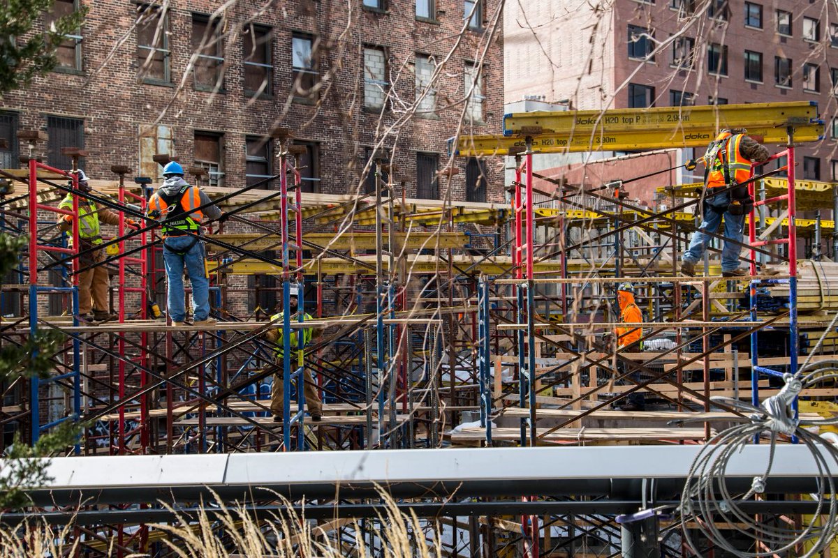 Tragic loss as Juan Chonillo, a dedicated construction worker, falls from a Manhattan skyscraper due to safety violations. #JusticeForJuan #ConstructionSafety #NYC