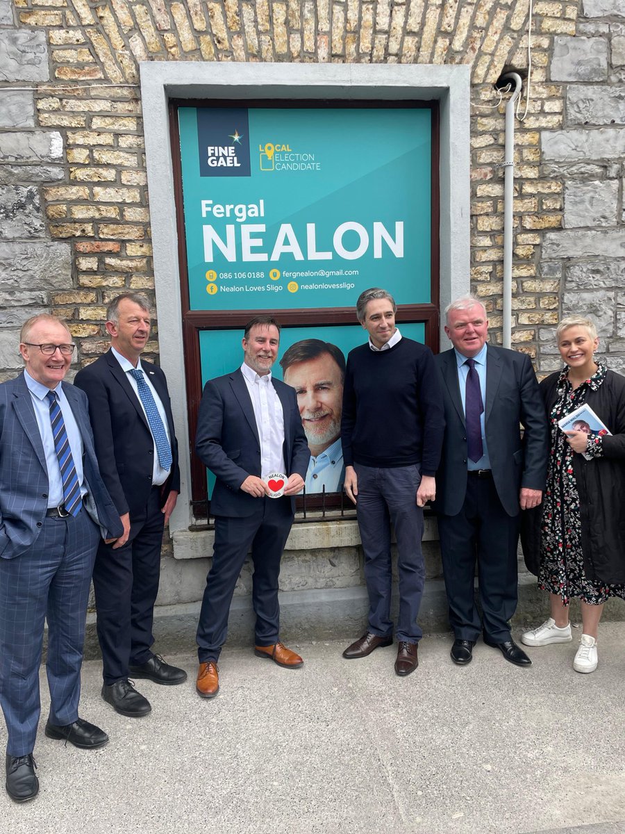 A really positive and strong canvass in Sligo town and Carrick-on-Shannon today with some brilliant @FineGael candidates for the Local Elections and @MariaWalshEU for Europe. Delighted to have also been at @sligorovers pitch The Showgrounds.