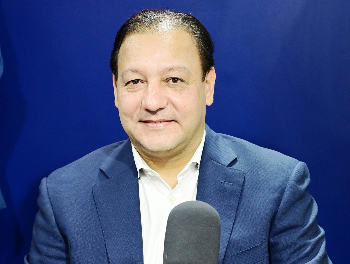 #PortadaPrincipalPLD Las FFAA son apolíticas.

Abel Martínez hace llamado a la JCE para que ordene el retiro de spot del candidato del PRM usando las Fuerzas Armadas.

AMPLIAR:
vanguardiadelpueblo.do/2024/05/las-ff… vía <a href="/VanguardiaRD/">Vanguardia</a>