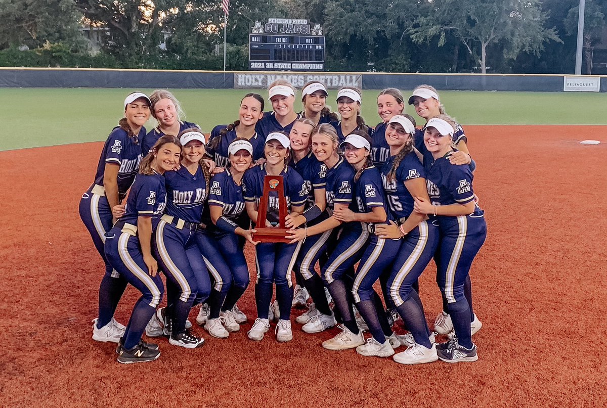Our high school softball team did it again! The team defeated Berkely Prep 6-2 to become back-to-back 3A-District 9 champions! Catch the region quarterfinal at home this Wednesday at 7:00 pm. Go Jags! 🐆🥎