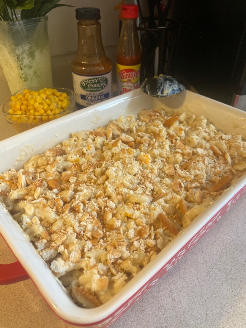 Not to TOOT my own horn but my Southern Baked Mac ~Cheese is TOP TIER 🤭👩‍🍳🧀🍴🧈  #Lunch #Homemade #MacNcheese #ItsnotKraft #Ritz #Delicious #GoodEats #Getithowyoulive