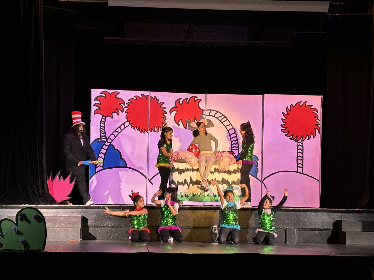 First performance of Seussical Jr. a Musical @davidbrankin1 was a success! Looking forward to welcoming over 1500 students & special guests from all over Surrey to watch this production over the next 4 days. #sd36learn @Surrey_Schools