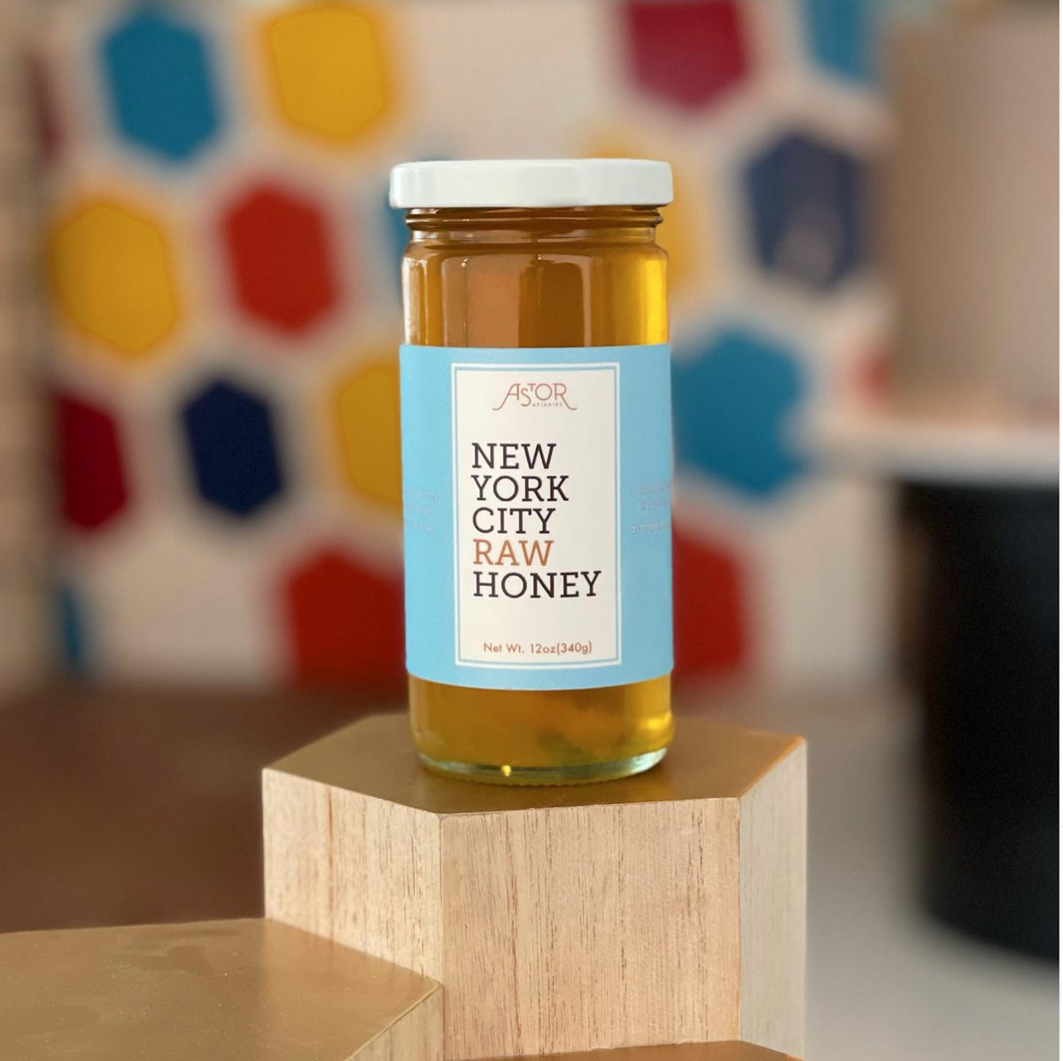 🐝🍯Our NYC Raw Honey is back! Straight from our rooftop hives in Queens & Brooklyn, it's local, unheated & unpasteurized—preserving all the natural goodness. 🌟Certified by Certified Naturally Grown🌟 it's sustainably produced & GMO-free. Stock up now: l8r.it/M22l