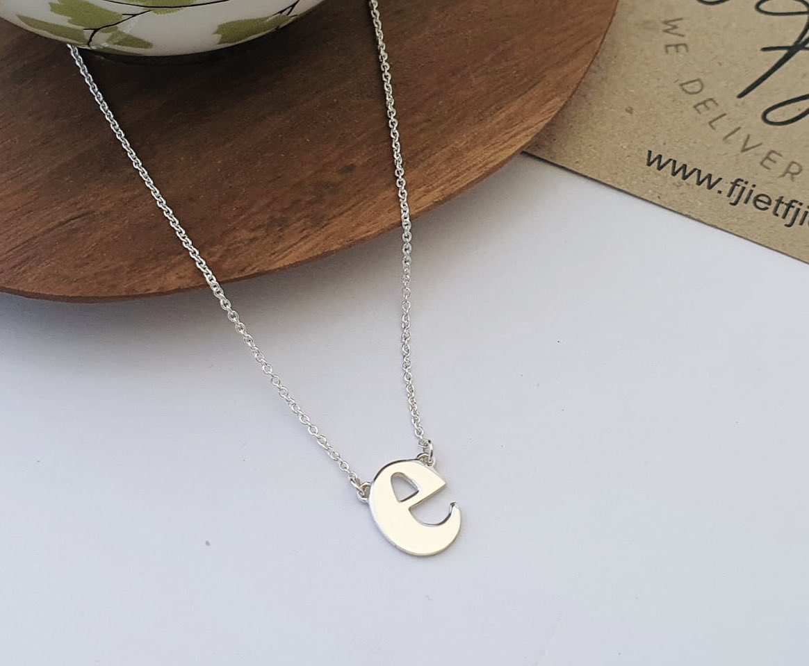 Sterling Silver Initial Neck Piece ! 

#sterlingsilver #handmade #handpierced #initial #letter #lowercase #pendant #necklace #neckpiece #letssparkle #fjietfjieuw #wedeliverhappiness