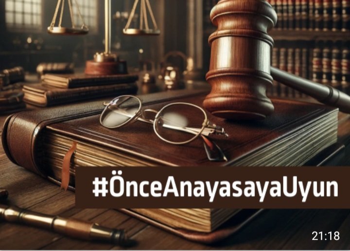 KHK'lar soykırımdır. 8 yıldır böyle bir soykırıma göz yumanlar hiçbir alanda arpa boyu kadar yol alamayacaktır. Ülkeye çözüm bulmakta samimiyseniz #ÖnceAnayasayaUyun