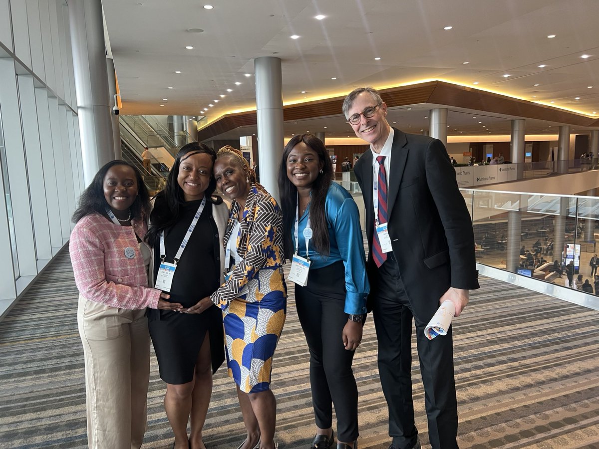 Fantastic time at #AUA2024 with my Downstate family! Each of us delivered our own compelling presentations, highlighting our unique contributions to the field of #urology. Proud to be part of such a talented team! #TeamDownstate @MarlieMD @nocturiadoc @downstateuro Peace Deh