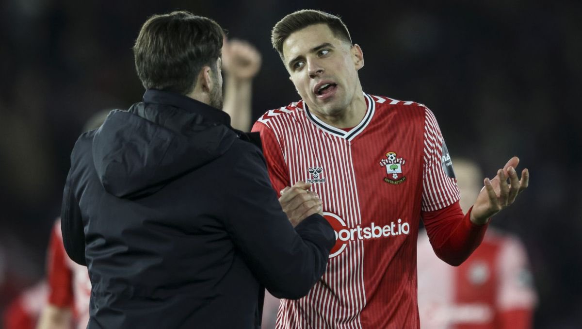 🗣️ @maciejluczak: Russell Martin believes that Jan Bednarek is one of the leading figures and a pillar of #SaintsFC. I think that if Southampton get promoted, his expectation would be not to lose one of his most important players.