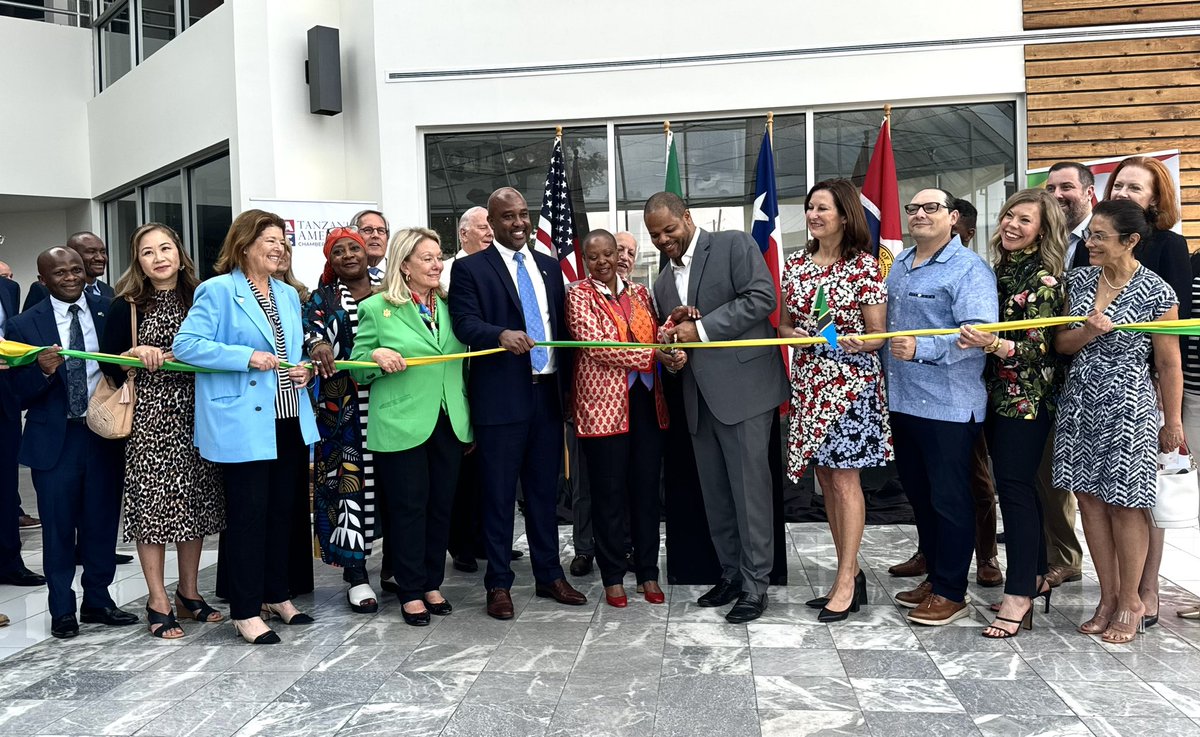 Today, we officially opened the Tanzanian American Chamber of Commerce in the Dallas International District, which will serve as a base to promote trade and tourism between Tanzania and the United States. Looking forward to this exciting new chapter in Dallas’ relationship with…