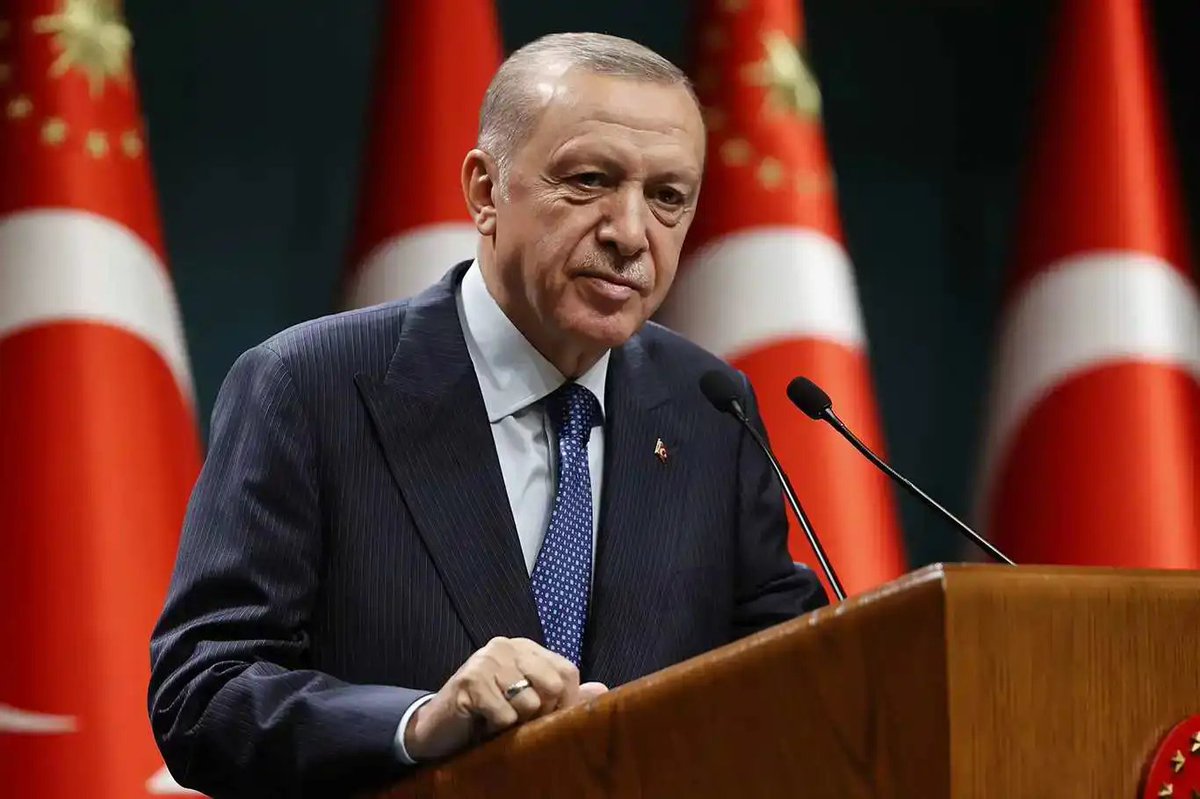 🔴Cumhurbaşkanı Erdoğan: HAMAS'ın ateşkes kararından memnuniyet duyduk, aynı adımı israil de atmalı 📌Cumhurbaşkanı Erdoğan, Kabine Toplantısı sonrası yaptığı açıklamada, 'HAMAS'ın ateşkesi kabul ettiğini açıklamasından memnuniyet duyduk. Şimdi aynı adım israil tarafından da…