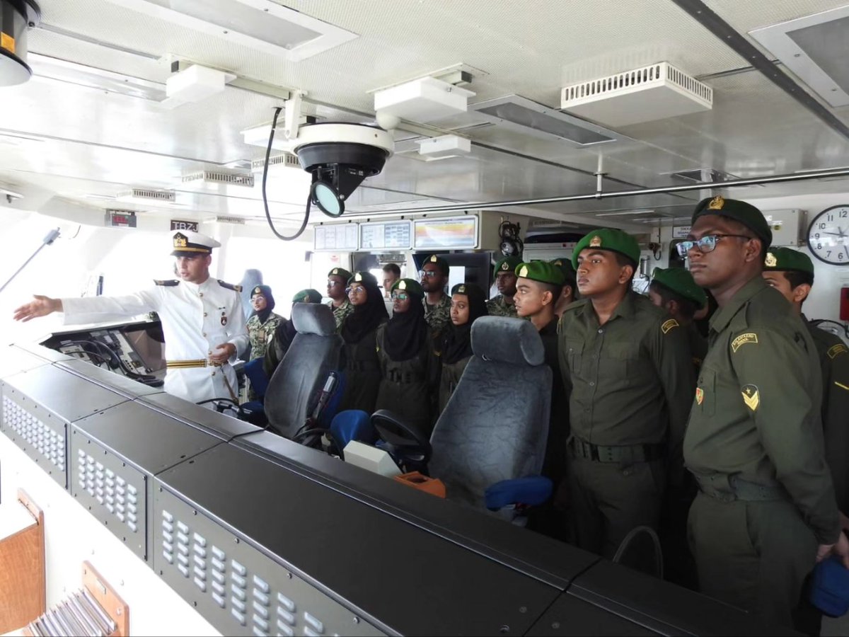 Japonya seyrine devam eden TCG KINALIADA, Male/Maldivler’e liman ziyareti gerçekleştirdi. Maldivler Savunma Bakanı Mohamed Ghassan Maumoon, Ulusal Savunma Kuvvetleri Komutanı Tümgeneral İbrahim Hilmy ve Sahil Güvenlik Komutanı Tuğgeneral Muhammed Saalem ziyaret edildi. Liman…