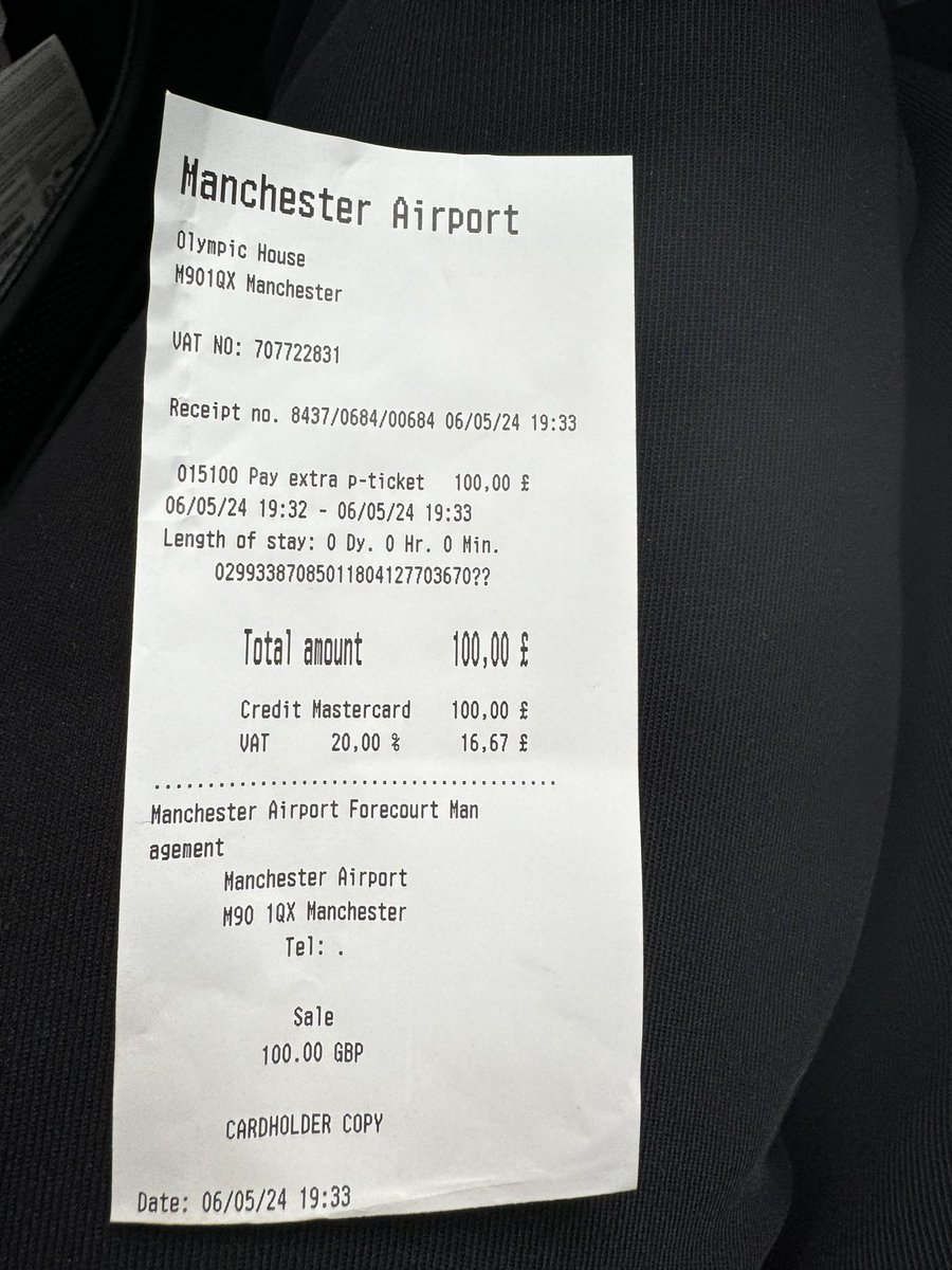 BettyGlover_'s tweet photo. Manchester Airport have just charged me £100 for a pick up that took less than 1 minute… What on earth 🥹 @manairport !!!! https://t.co/nZ43Wma9Ec