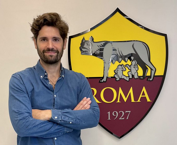 🟡🔴 Calciomercato Roma: prende quota José Fontes come nuovo ds. Può essere affiancato da Burdisso

▶️bit.ly/4bqFwsp

#AsRoma