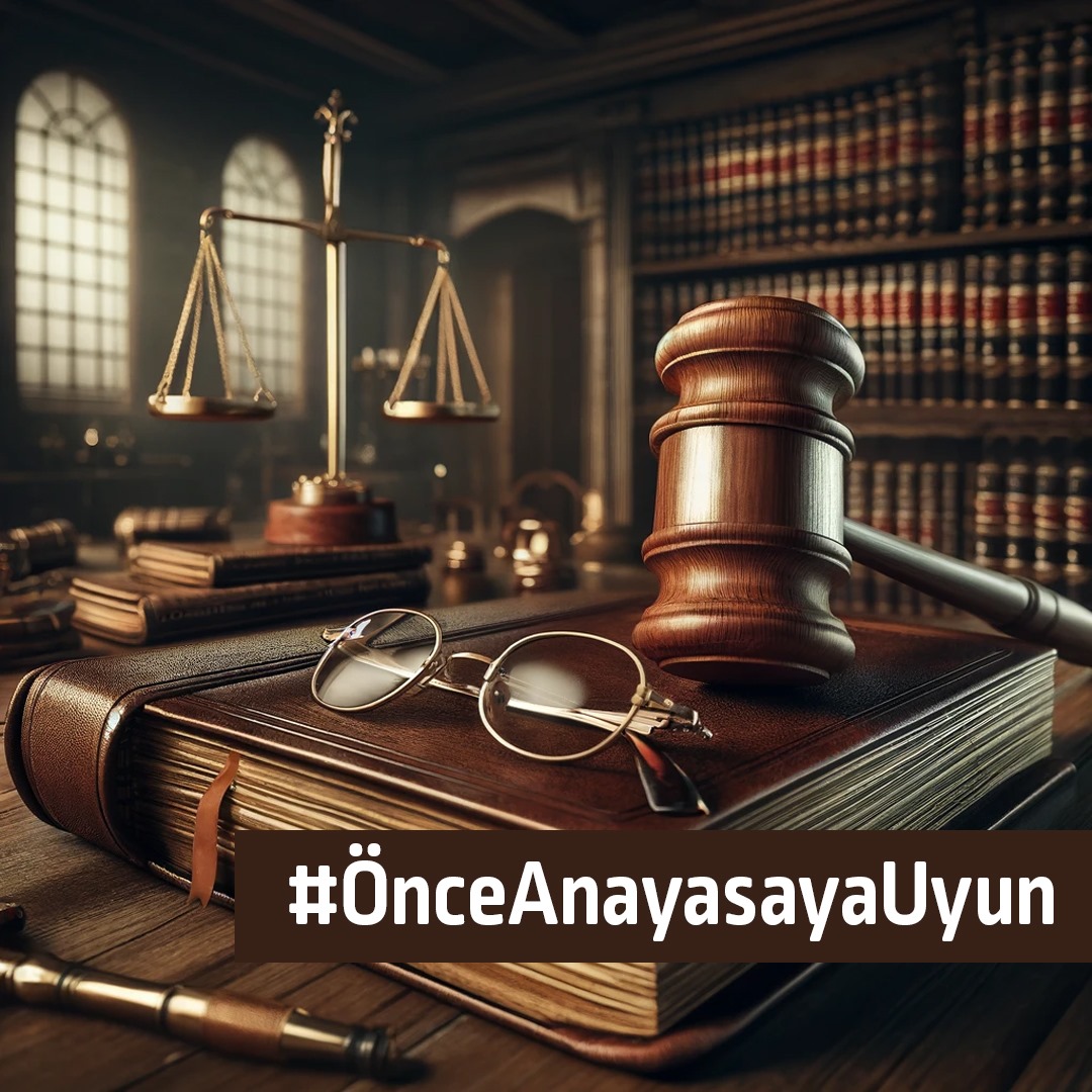 Anayasanın uygulanmadığı yerde #haklar öksüz kalmış çocuk gibidir❗ Kime ait olduğunu bilemez. #ÖnceAnayasayaUyun hak sahibini bulsun.. Hukuksuzluktan boğulan ülke nefes alsın... @yilmaztunc @bybekirbozdag @adalet_bakanlik @AYMBASKANLIGI