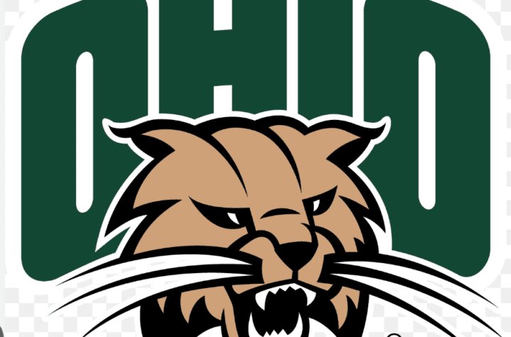 Thank you @OhioFootball and @CoachFaanes for stopping by school today to talk about Stewartville Football and meet with our student-athletes! #WaterIt #TigerPride