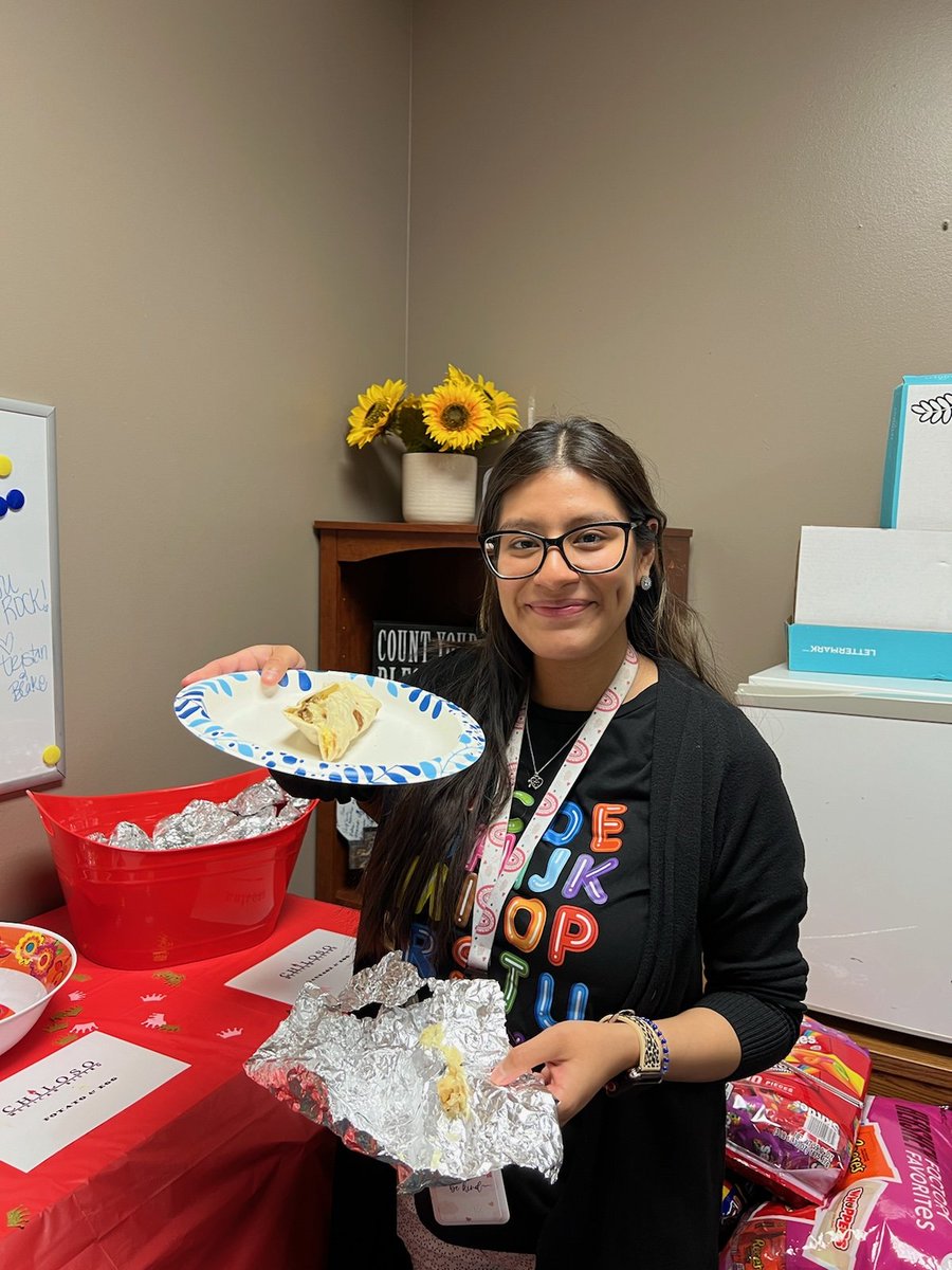 A very special thank you to @Chiloso_mexican in Wylie for donating today's breakfast tacos to the Lister staff! So yummy!!!! @gisdnews