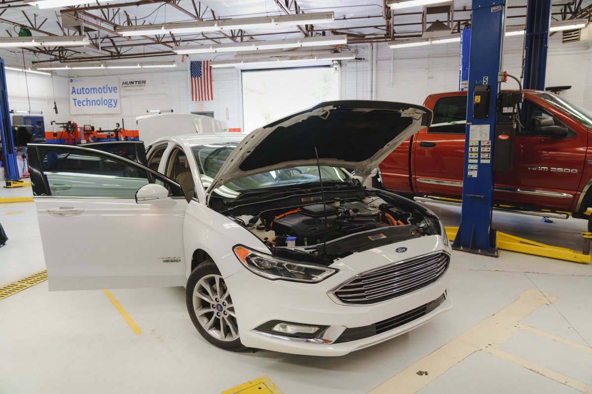 We donated an electric vehicle to @mesacc's automotive hybrid electric class to enrich their curriculum, providing hands-on experience with EV technology.