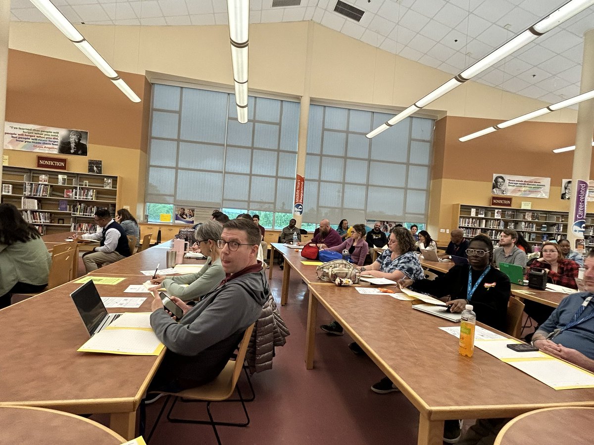 NTHS_Titans's tweet image. Thank you to our wonderful physical education teachers for today’s fantastic faculty meeting #AvidStrategies #InteractiveNotebooks